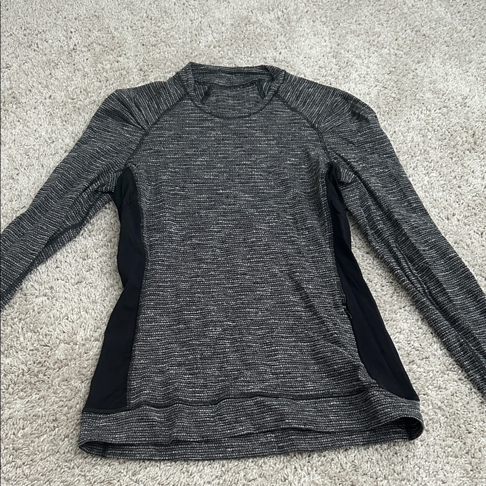 lululemon athletica Long Sleeve Crew - Heathered Gray with Black Panels